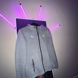 URBANREVIVALS®️Men’s Puma X Ferrari Zip Up hoodie